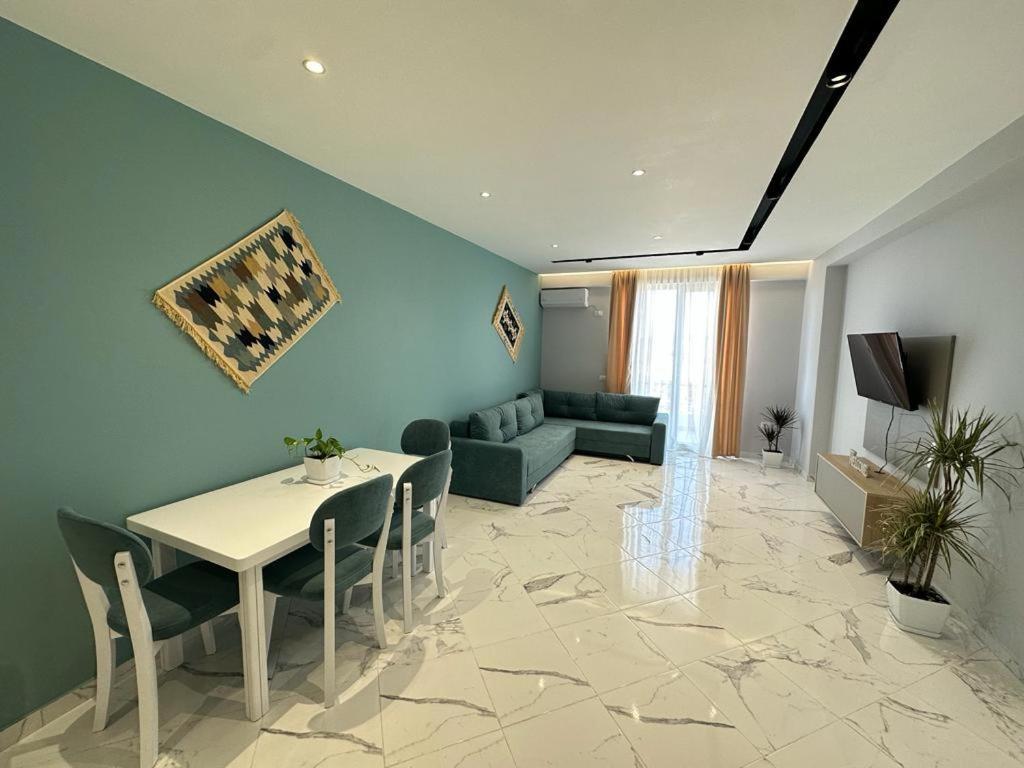 Trea Accomodations Vlorë Buitenkant foto